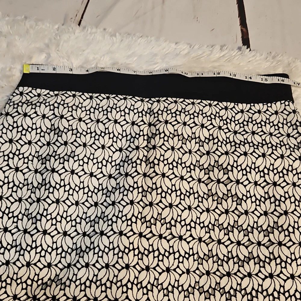 ANTONIO MELANI Black and White Mini‎ Pencil Skirt